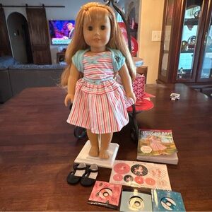 American Girl Beforever Maryellen Larkin doll